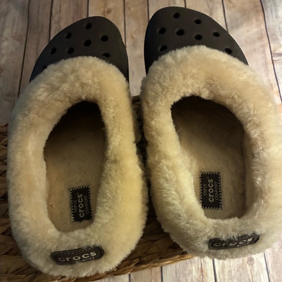 ❤️CROCS❤️ - Picture 2 of 3